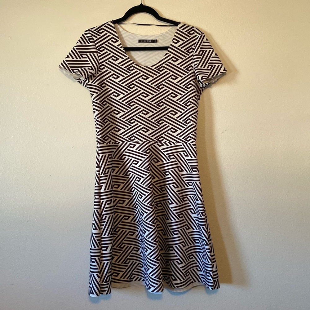 Black and white pattern dress